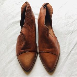 Free People Royale Flat Tan